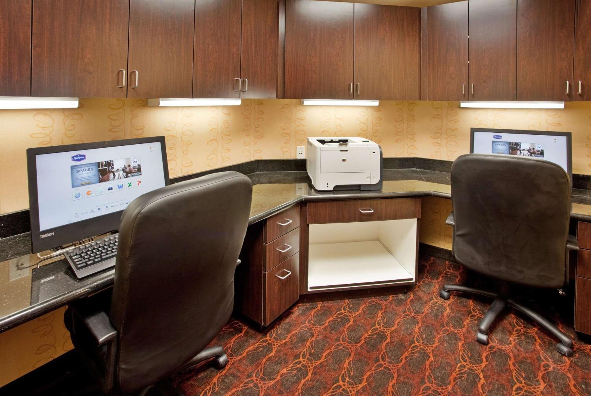 Hampton Inn & Suites Dickinson Nd Buitenkant foto