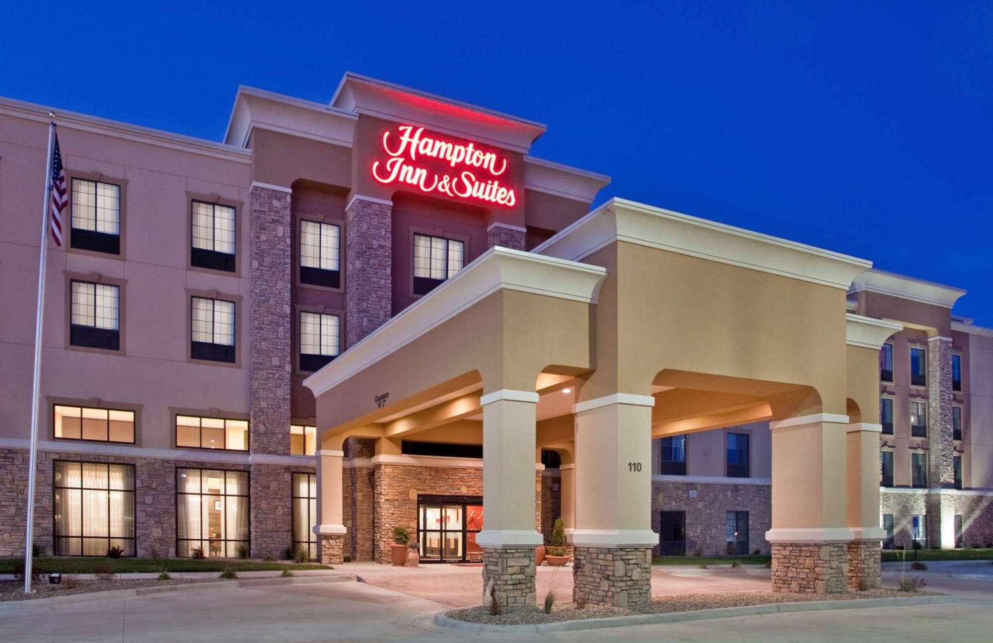 Hampton Inn & Suites Dickinson Nd Buitenkant foto
